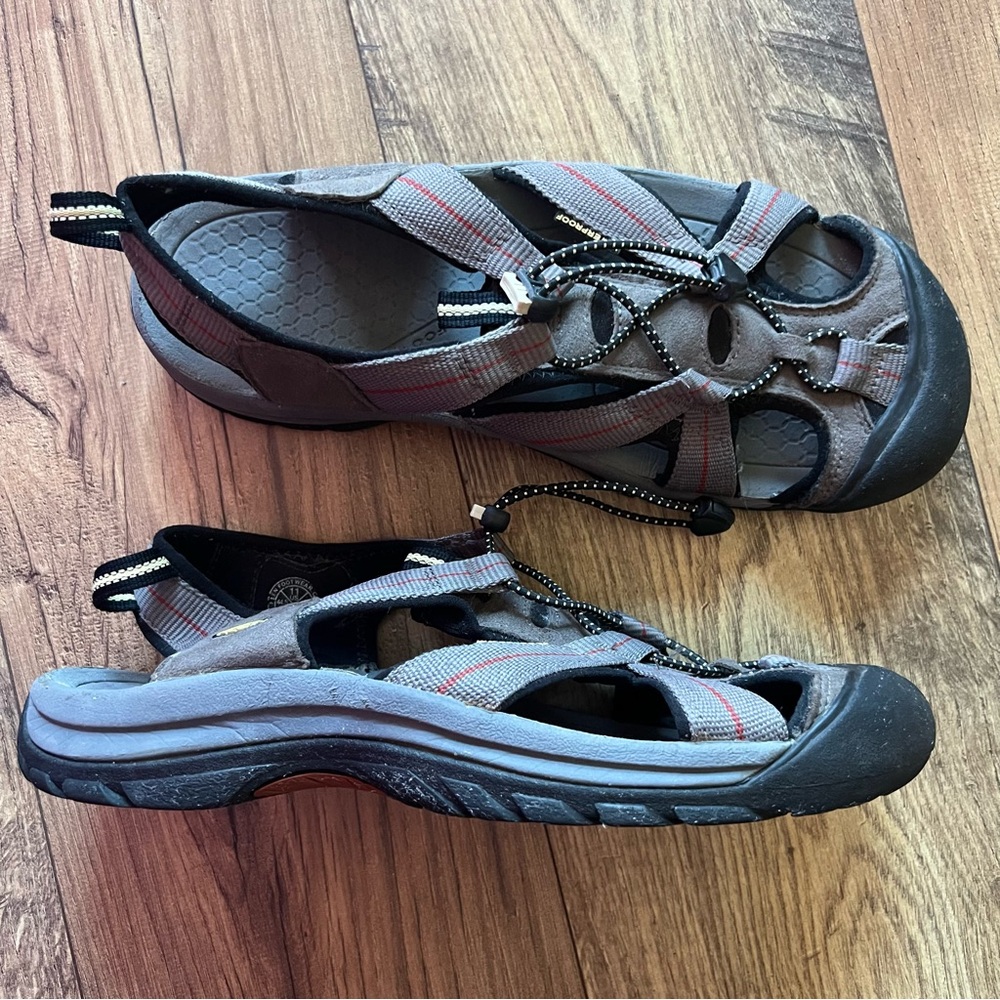 Keen Gray Venice H2 Waterproof Hiking Closed Toe Sandals Size 11 Mens - Picture 11 of 11